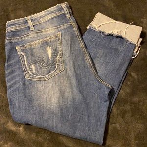 Silver Cropped Capri, size 18